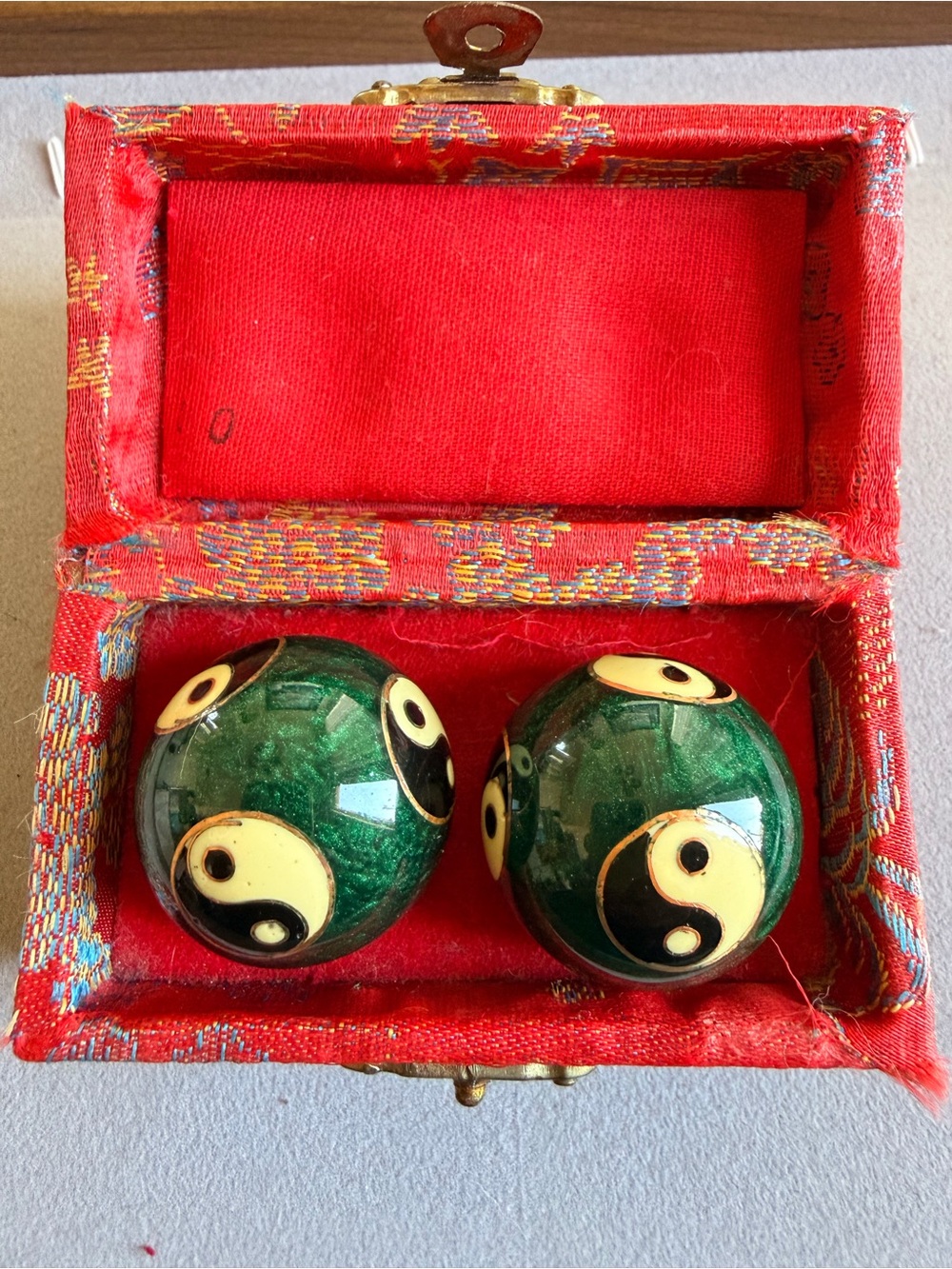 Yin Yang Baoding Stress Relief Balls - Green Pair